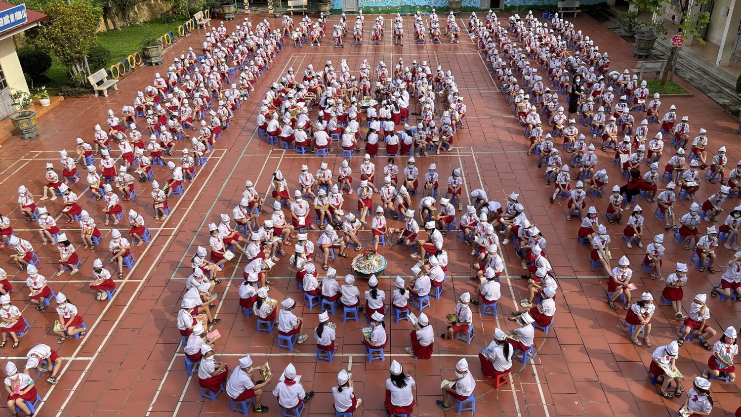 Giới thiệu về nhà trường